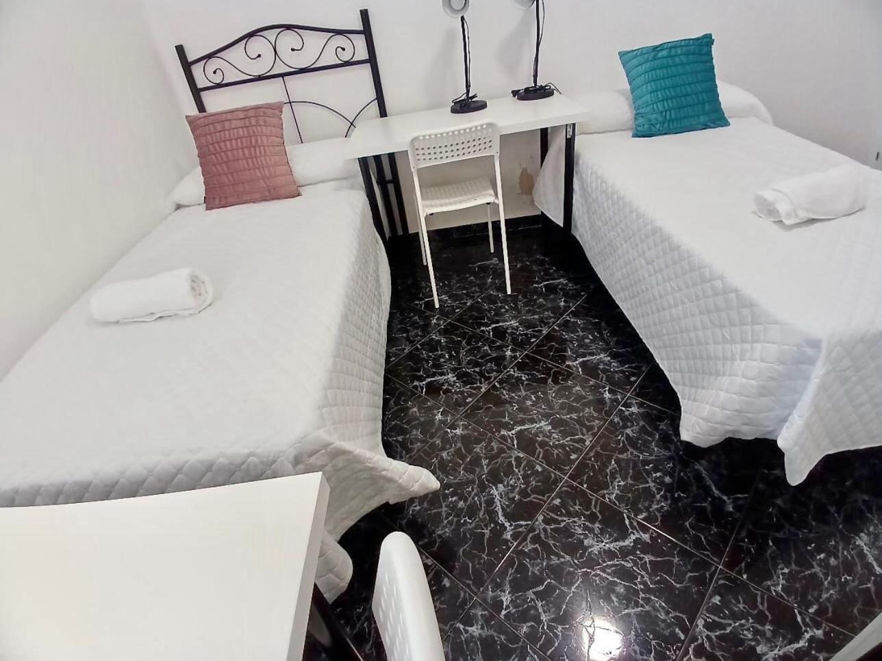 Budget And Lovely Macarena F Appartement *
