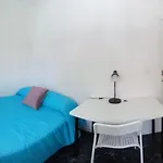 Budget And Lovely Rooms Macarena F